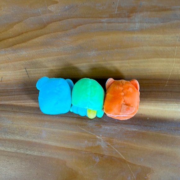 so cute!! ☺️ bundle of 3 tiny squishmallows 🫶🏼✨ - Picture 2 of 4